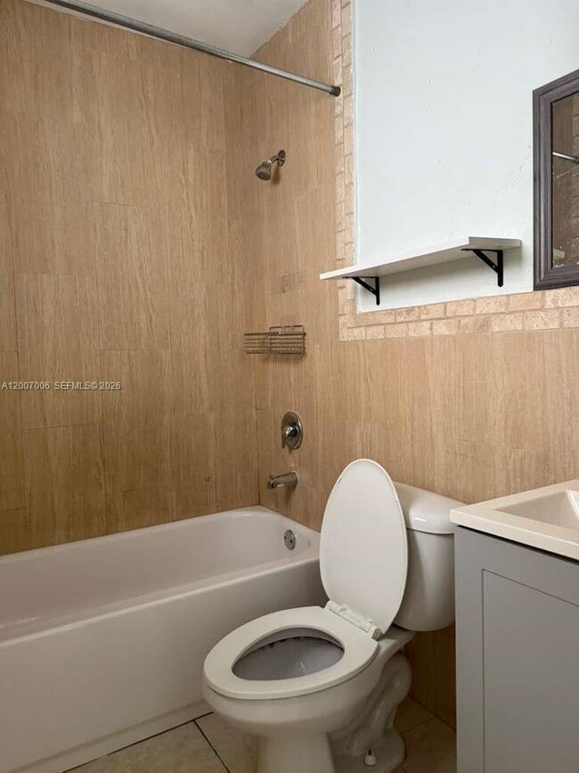 Photo - 890 NW 45th Ave Unit 25