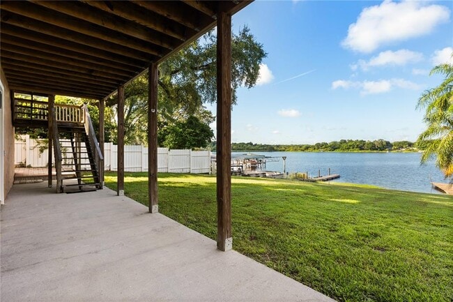 Photo - 286 Mileham Dr