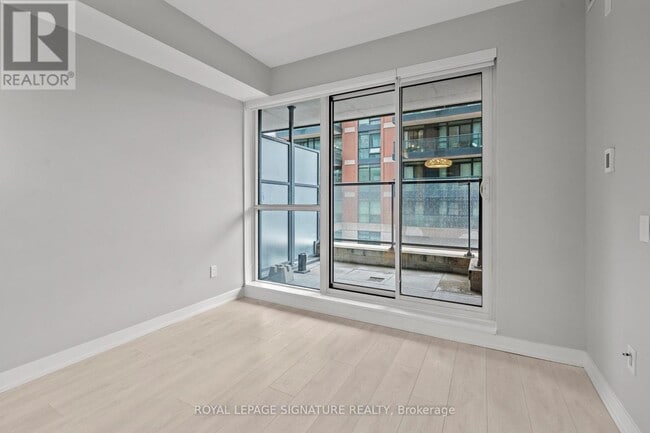 Photo - 31 Tippett Rd Unité 341