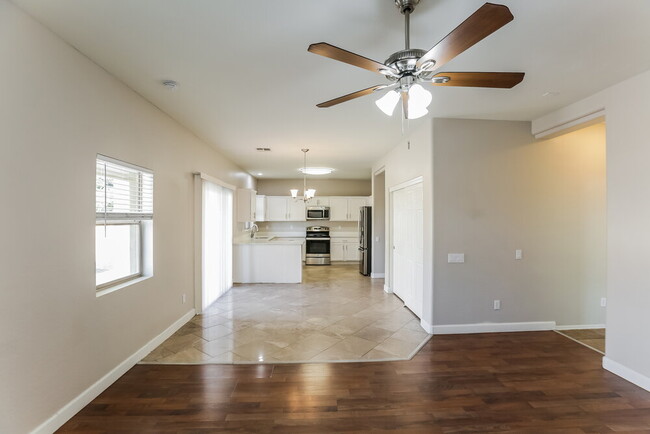 Photo - 5415 W Pollack St