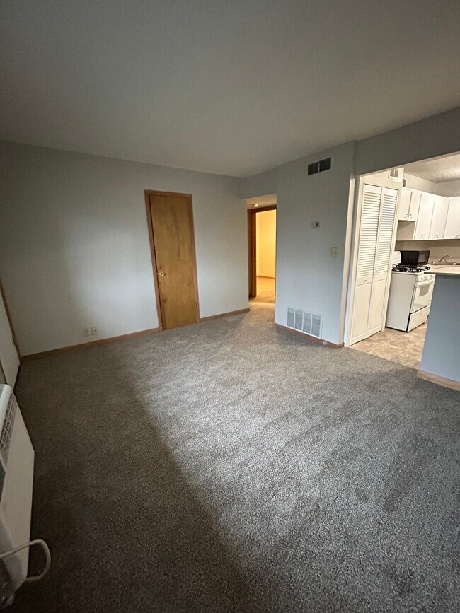Photo - Rollins Place