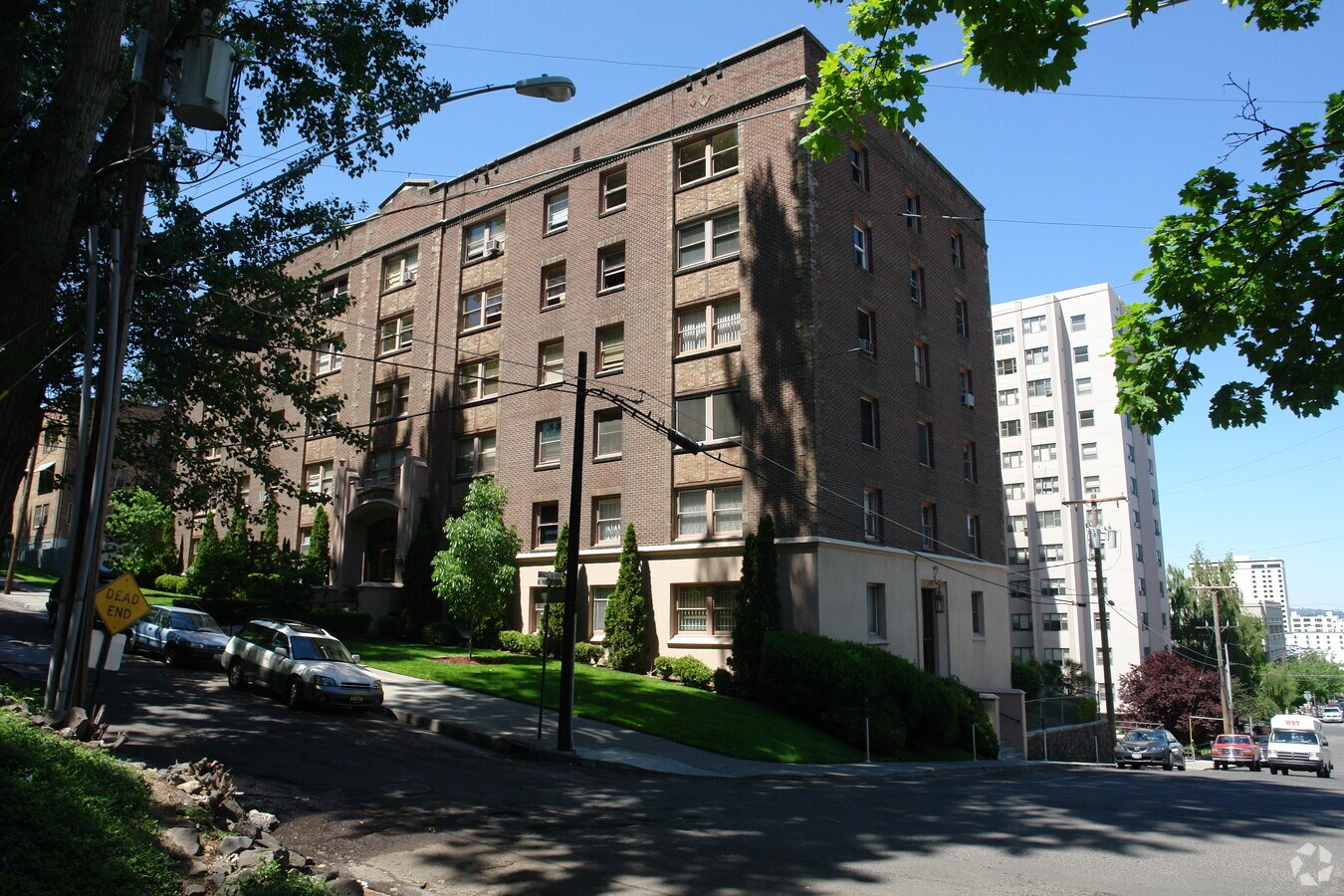 Photo - Franklin Hall Apartments