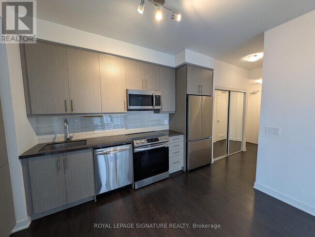 Photo - 95 Oneida Crescent Unit 710
