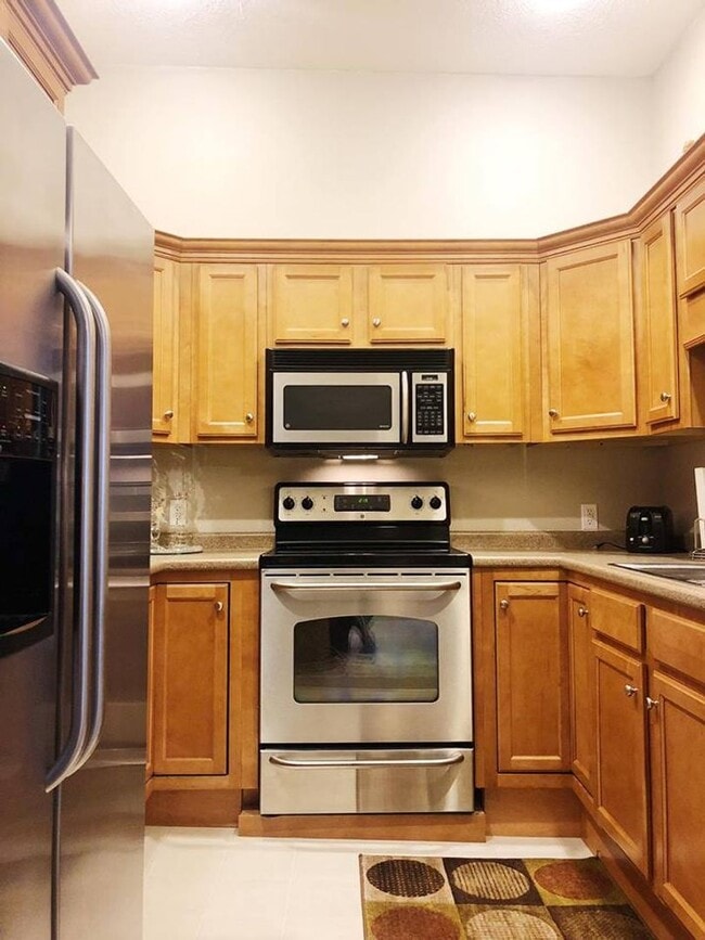 200 S Walnut St Unit 2C