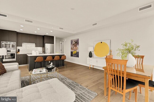 Photo - 1300 4th St SE Unit 812