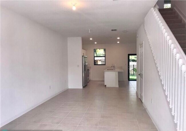 Photo - 2813 SW 17th Ave