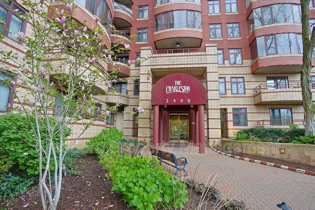 Photo - 2400 Clarendon Blvd Unit 205