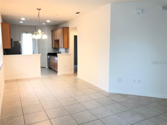 10044 Hartford Maroon Rd