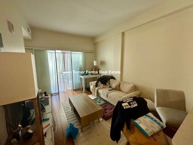 Photo - 10 Winter St