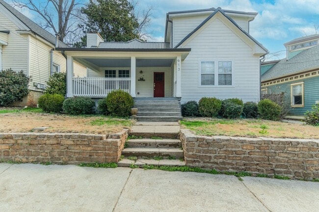 Newly Updated 4/3 in Howell Station w/ Ful... - Newly Updated 4/3 in Howell Station w/ Ful... House