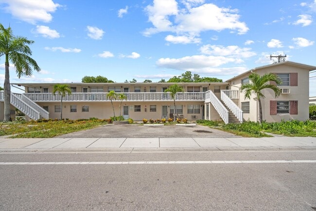 Building Photo - 201 S J St Unit 3 Rental