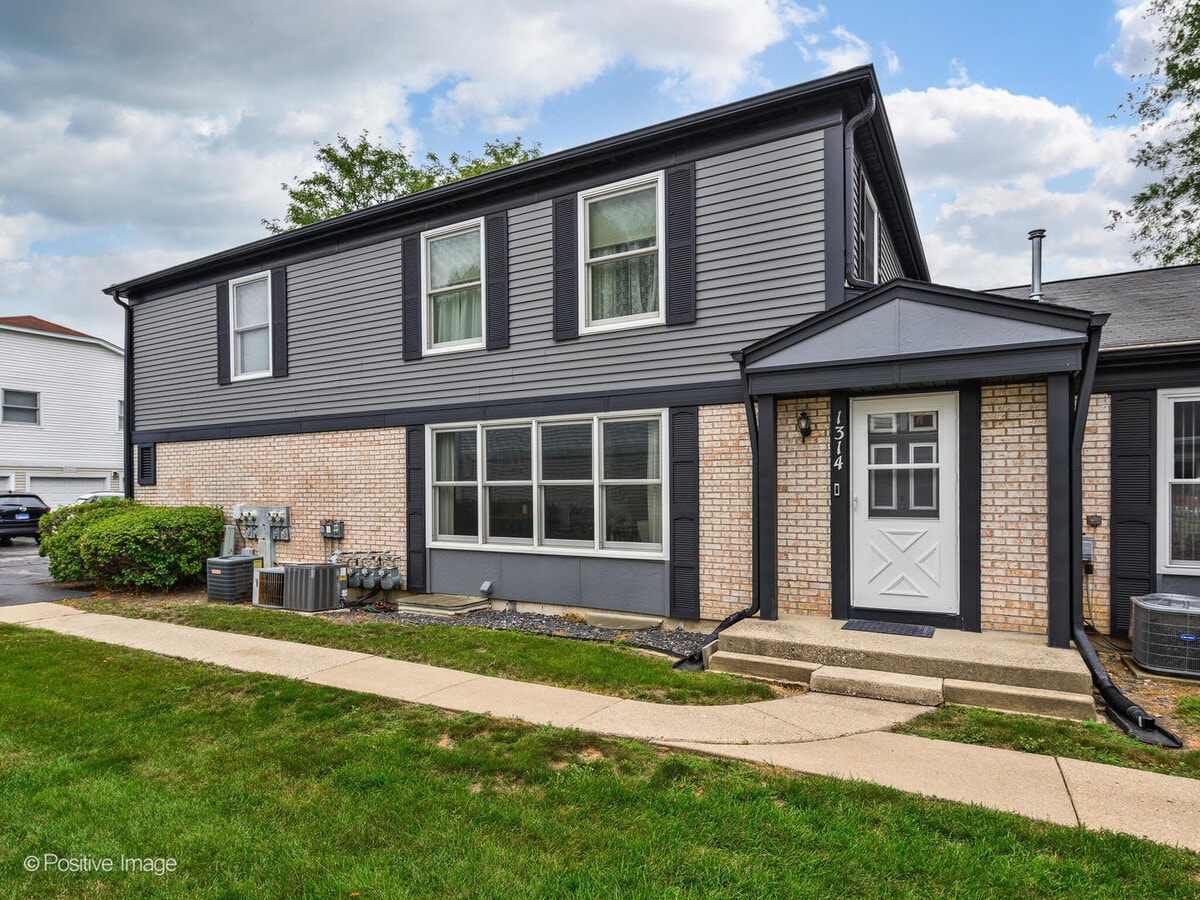 Photo - 1314 W Inverrary Ln