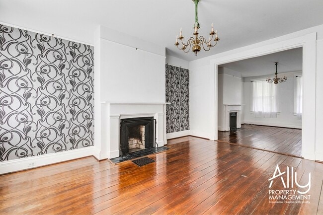 Photo - 2206 E Broad St