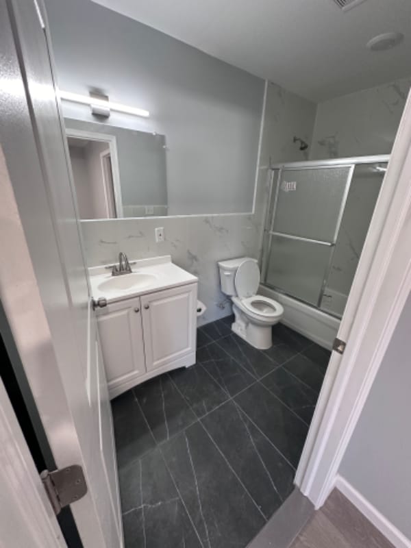 Photo - 140 S Easton Rd