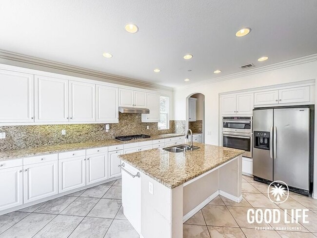 Photo - 3896 Lake Cir Dr