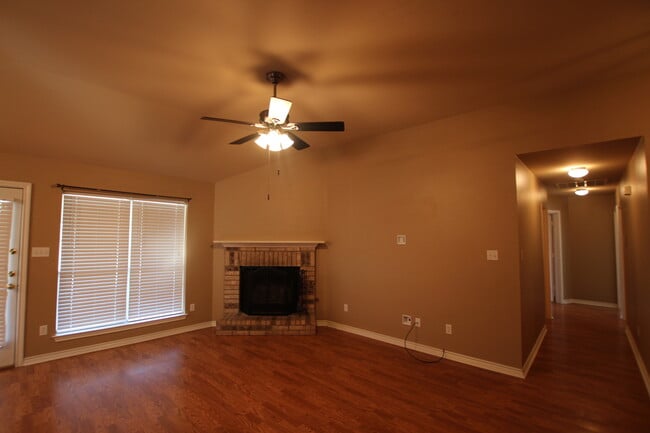 Photo - Coming Soon! 3 Bedroom in Flint!