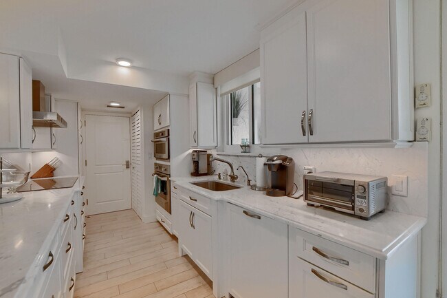 Photo - 2000 S Ocean Blvd Unidad 705