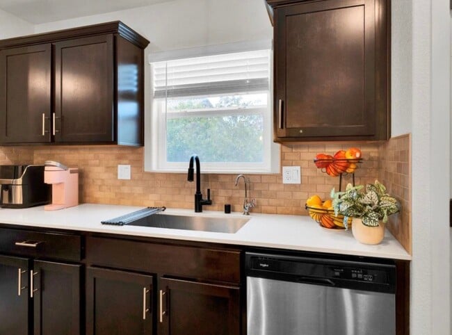 Photo - 1672 Thistle Ln Unit Main House