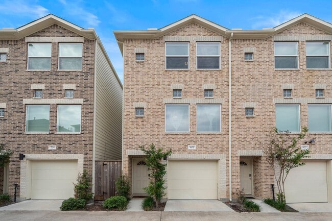 Building Photo - 8705 Bryam St Unit 801