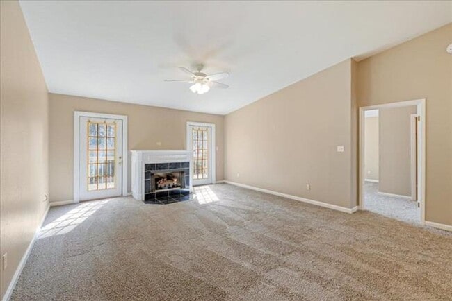 Photo - East Tallahassee Brick Townhome With One Car Garage