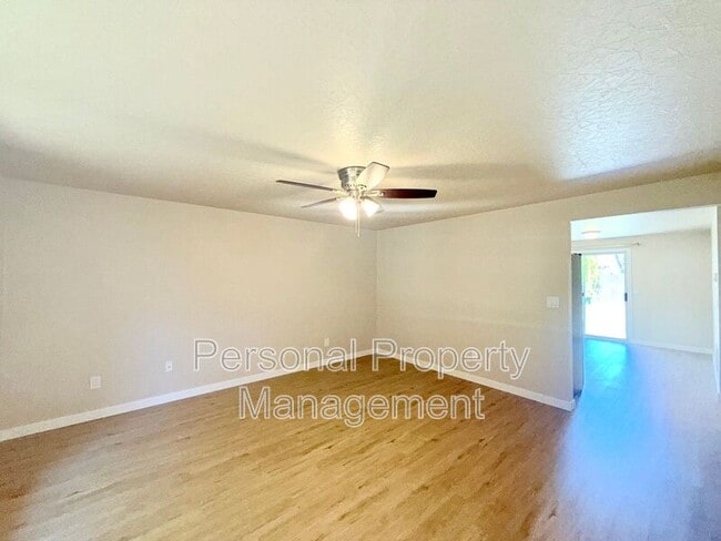 Photo - 7621 NE 158th Ave
