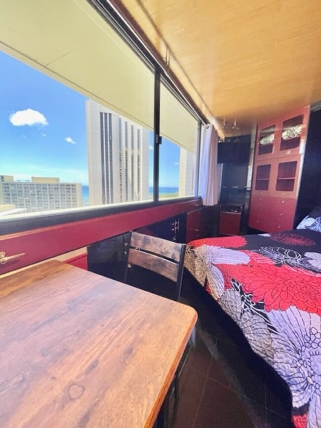Photo - Fully furnished and move-in ready! Unit 2104