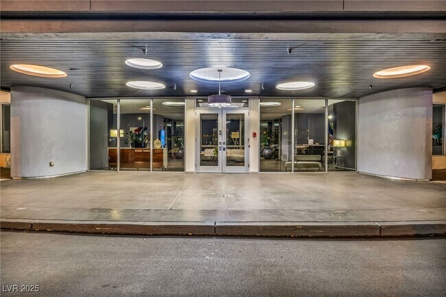 Photo - 8925 W Flamingo Rd Unit 201