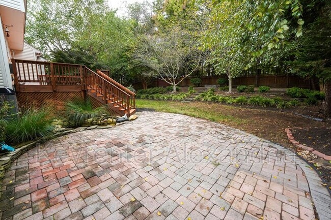 Photo - 20 Boulder Dr