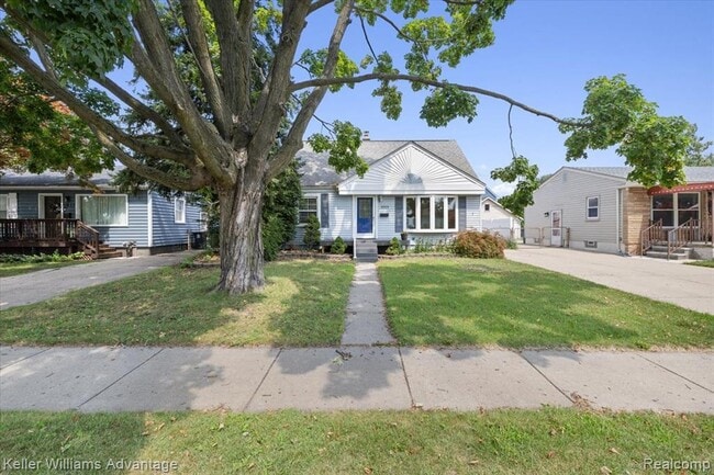 Photo - 1023 Amelia St House