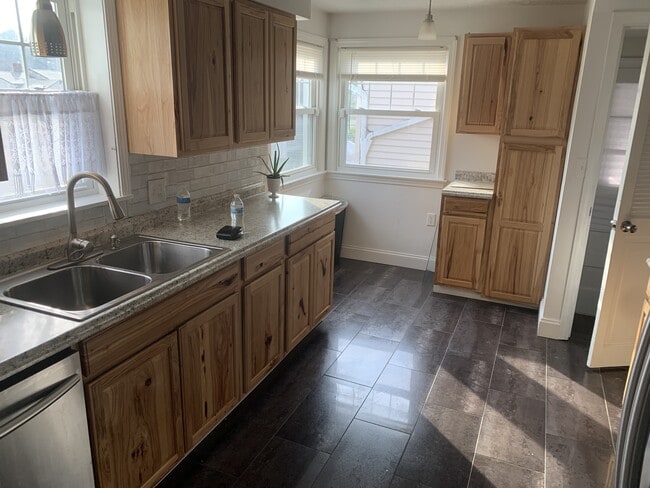 Photo - 2433 Gladwae Dr