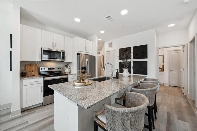 Photo - 945 Blakey Ln Unit 02306