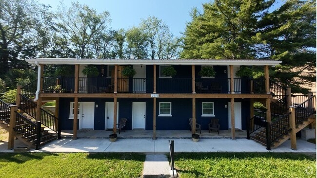 Building Photo - 249 North St Rental