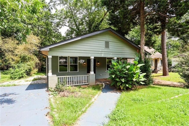 Photo - 1333 Lyle Ave