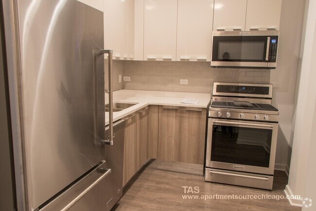 Building Photo - 928 W Dakin St Unit 404 Rental