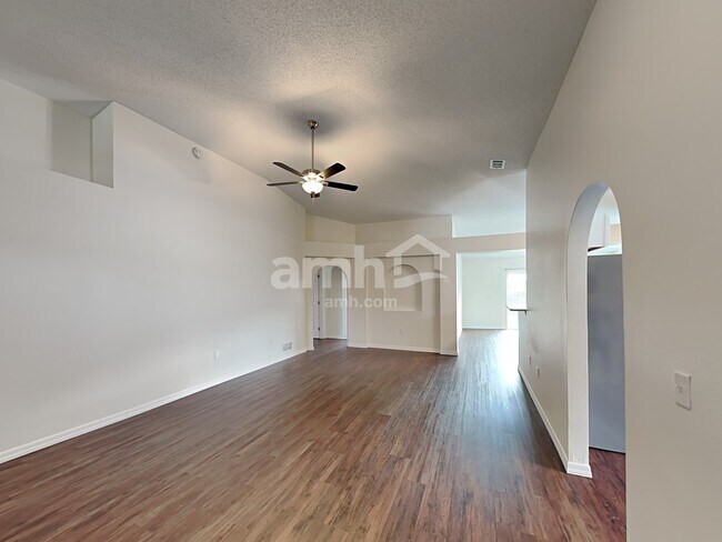 Photo - 3050 Elbib Dr