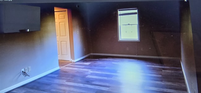 Photo - 2102 Kingsbury Rd Unit A