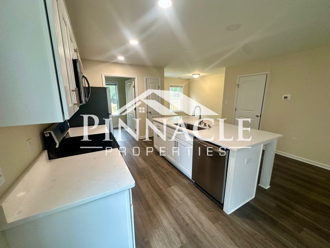Photo - 221 Munford St