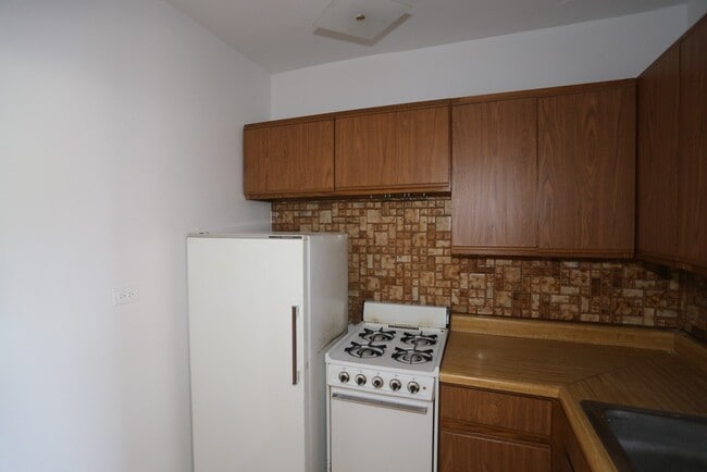 Photo - 629 W Belmont Ave Unidad 302