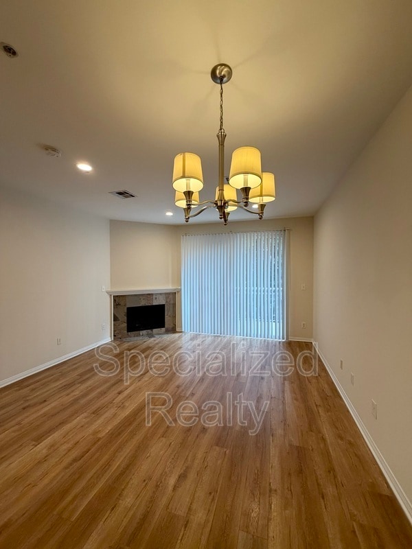 Photo - 5716 Whitsett Ave