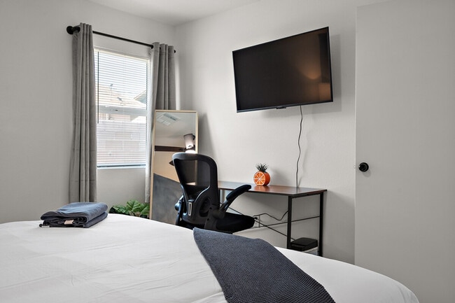 Photo - 2309 W Colter St Unit SI ID1244326P