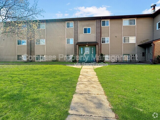 Building Photo - 2422 36th St SW Unit 1 Rental
