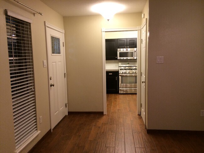 Photo - 6733 NW Compass Dr