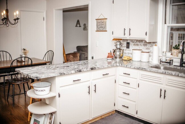 Photo - 130 N Grant St