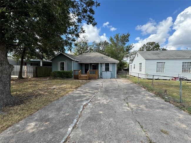 Photo - 125 Pomeroy St