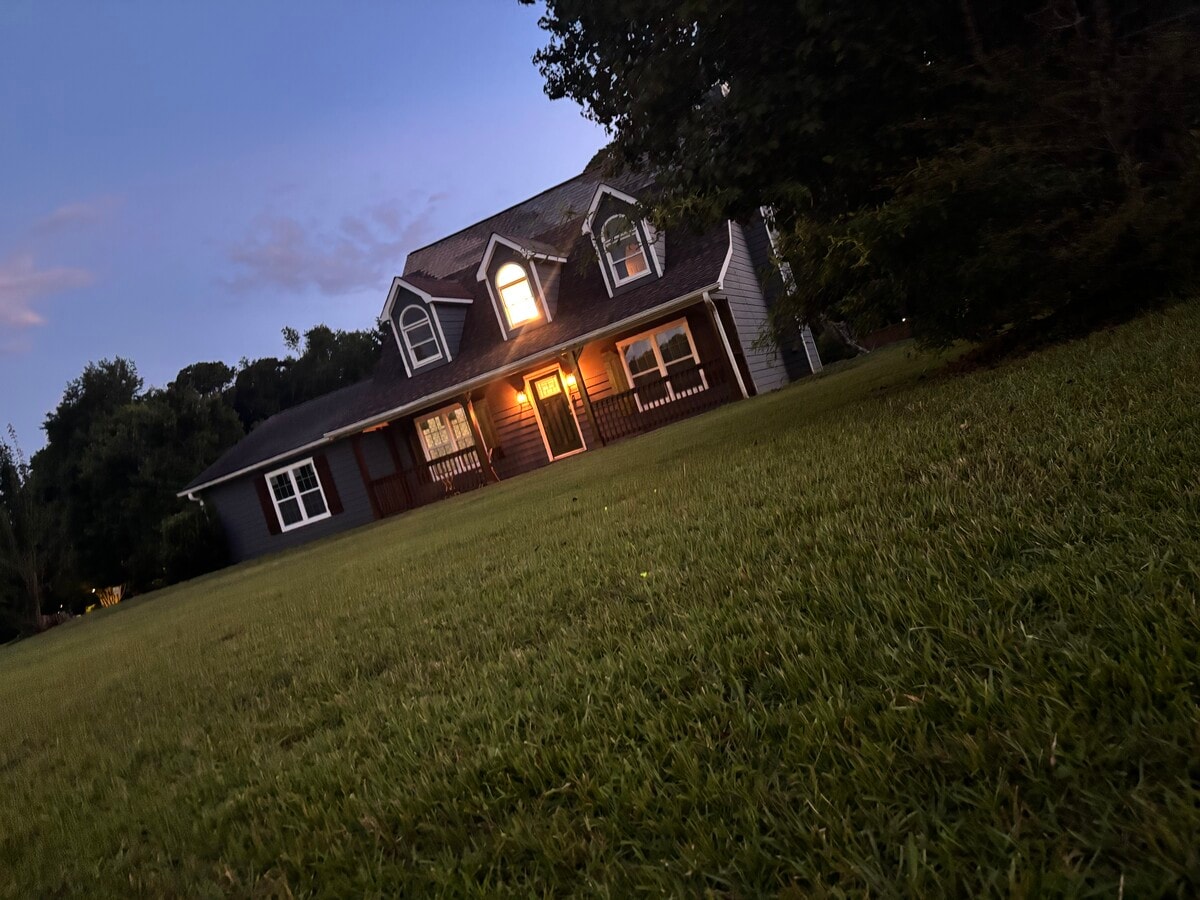 Photo - 15 Oak Hill Ct