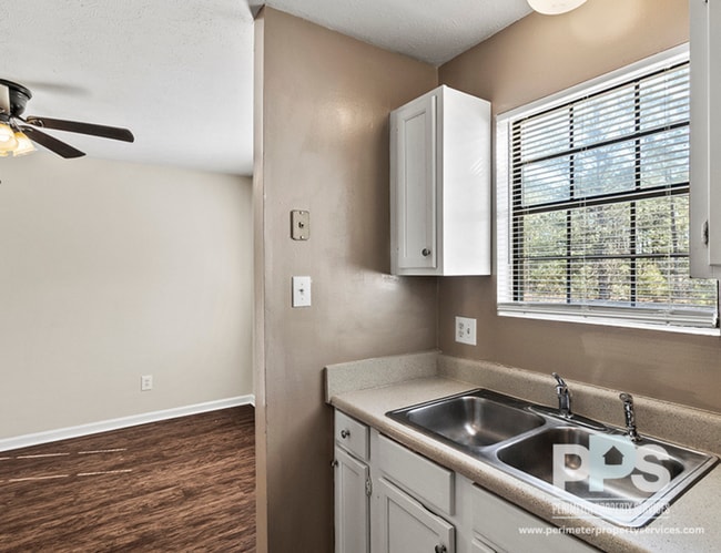 Peachtree Crossings Apartments