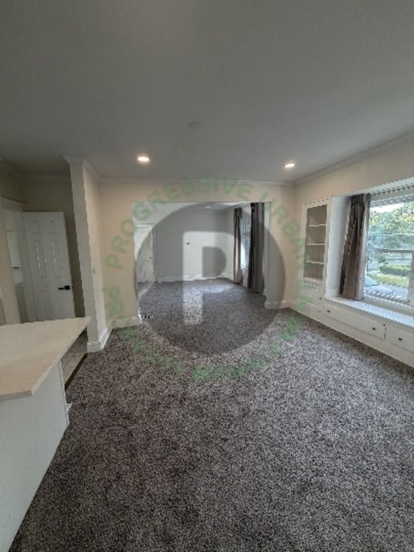 Photo - 4345 W 48th St