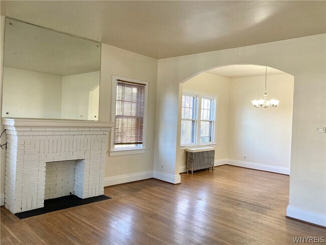 Photo - 260 Summer St