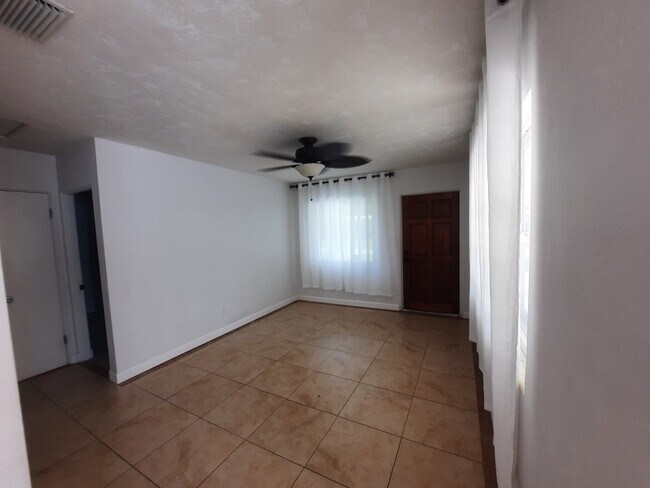 Photo - 3234 35th Ave N