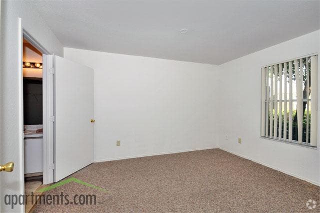 Bedroom - Pointe Vista 1 and 2